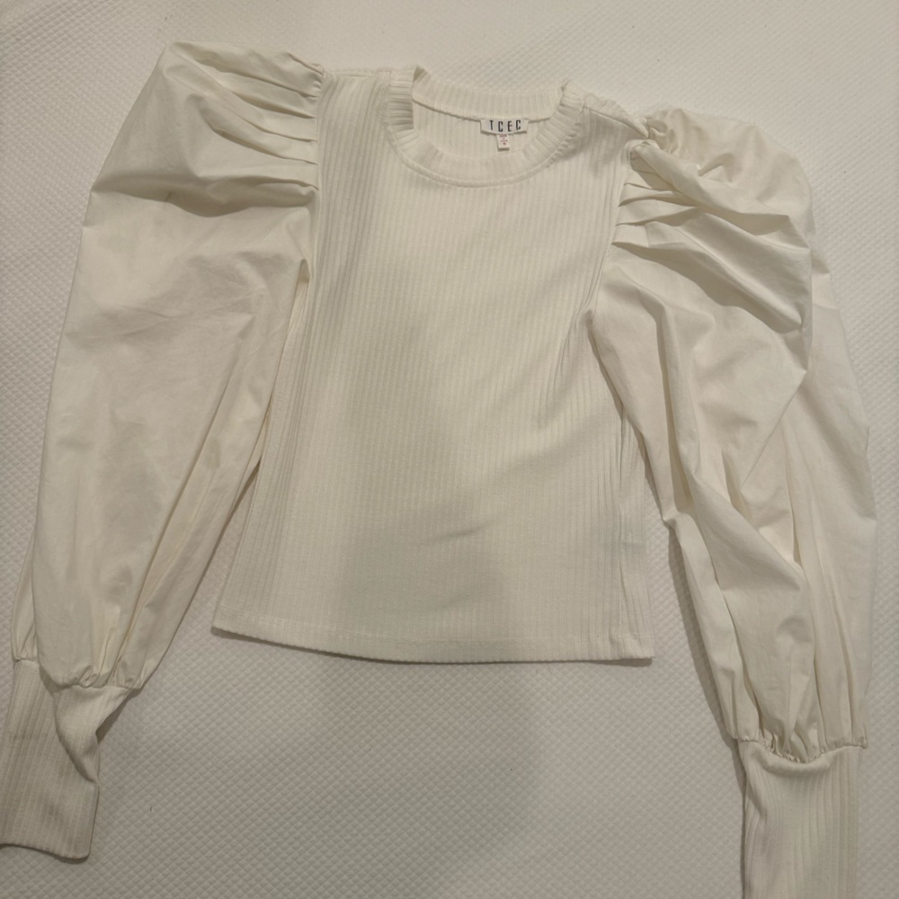 TCEC puff sleeve shirt! Never worn